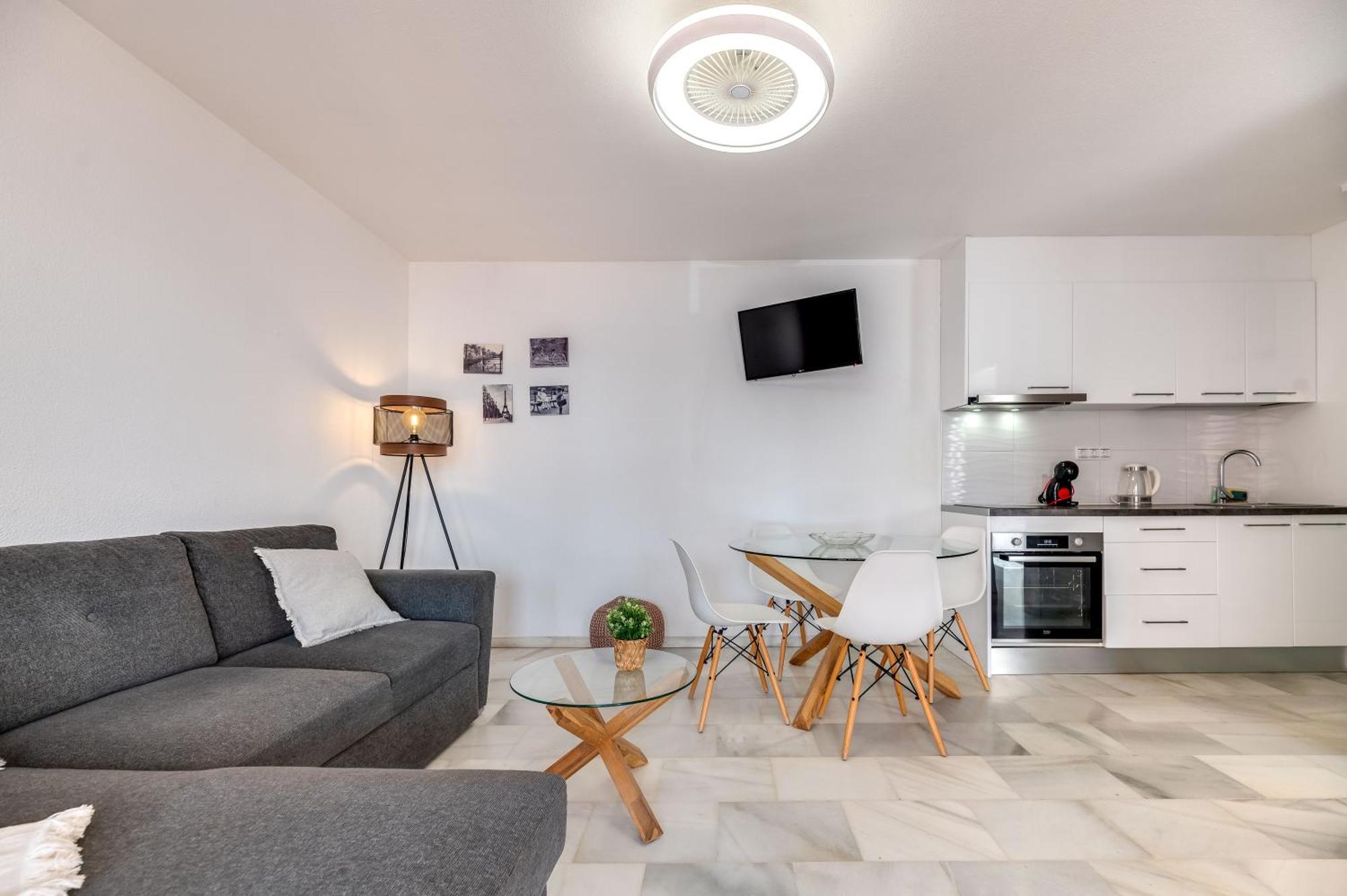 Apartamento Con Amplio Porche Y Bbq Benalmádena Exterior foto